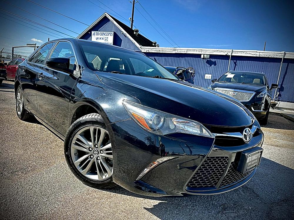 2017 Toyota Camry SE