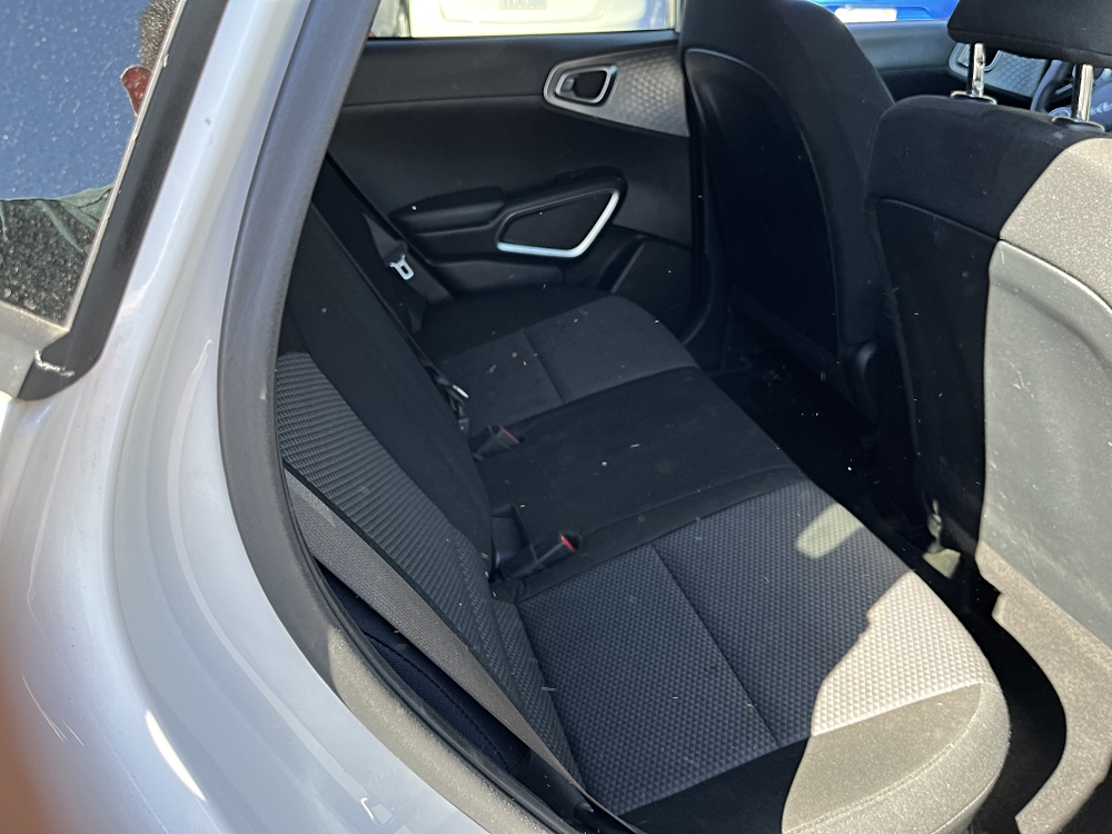 2023 Kia Soul LX - Photo 8