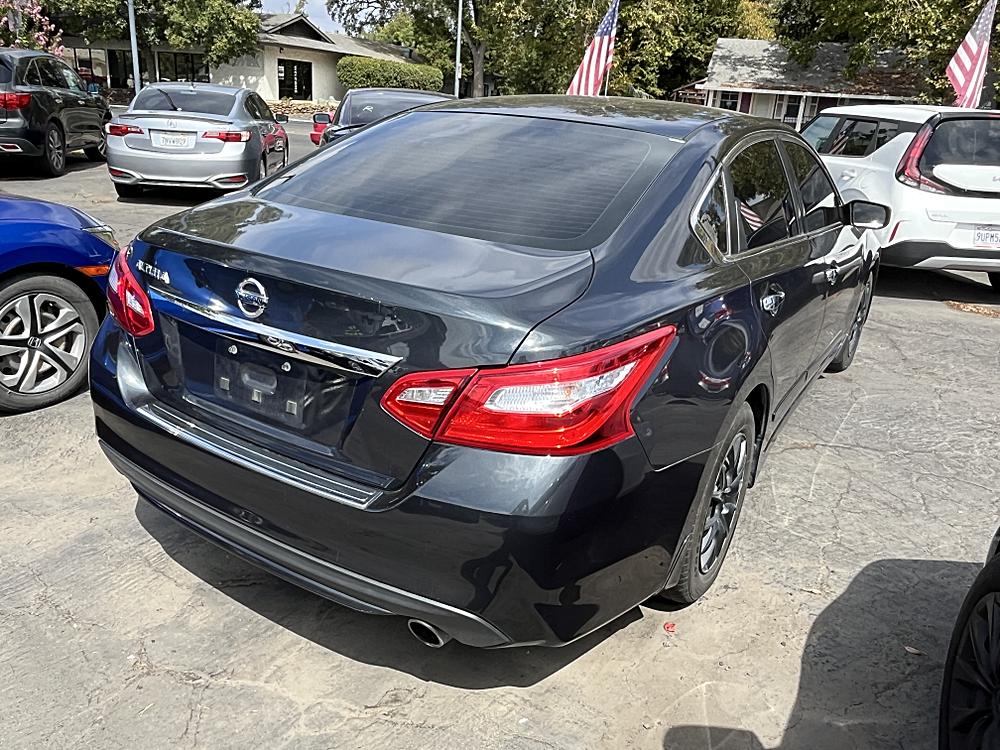 2017 Nissan Altima S - Photo 6