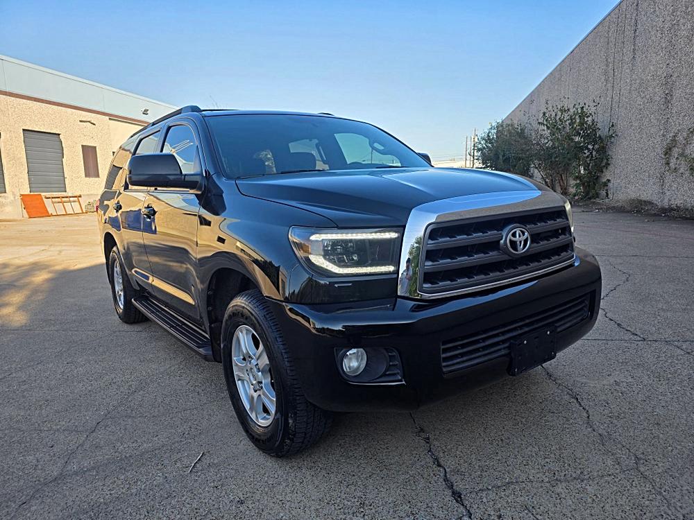 2012 Toyota Sequoia SR5's photo