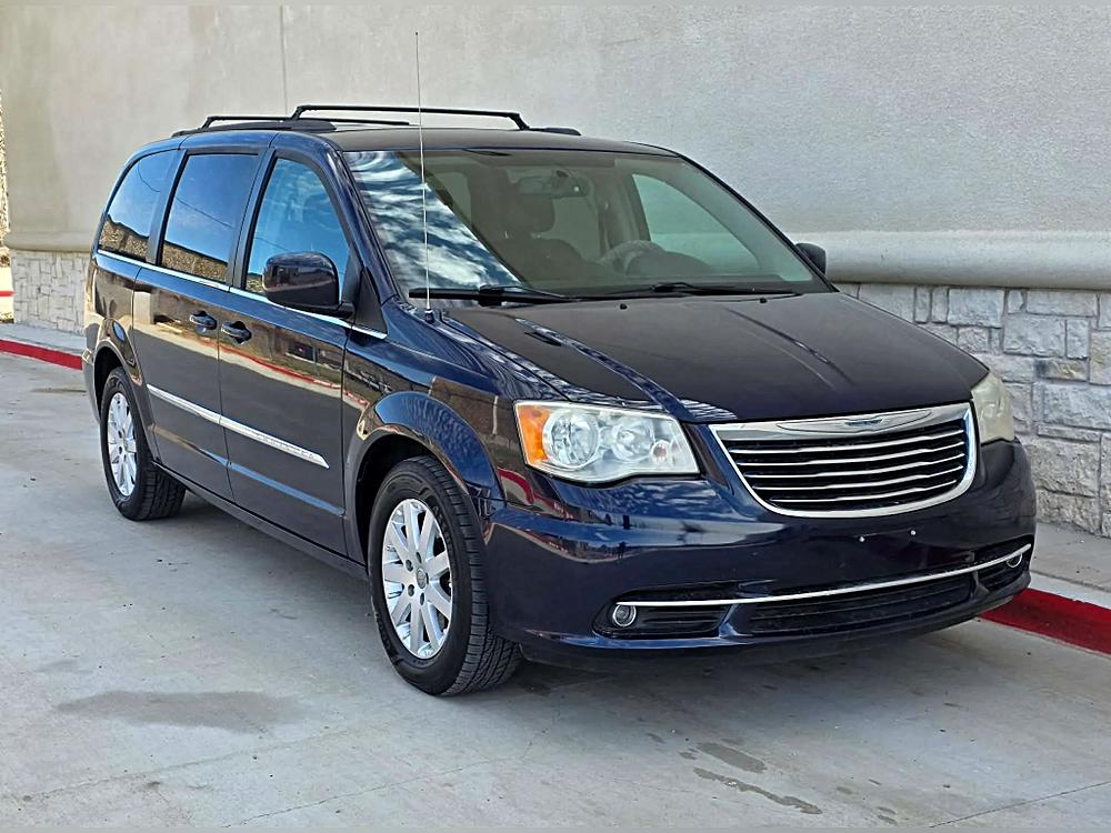 2014 Chrysler Town & Country Touring