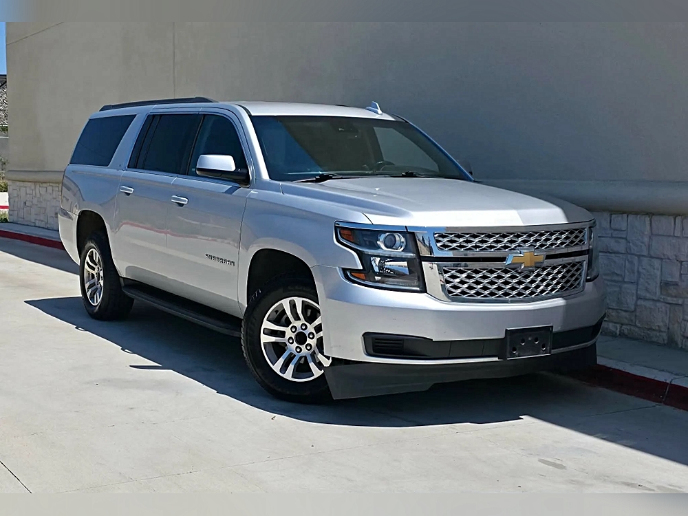 2019 Chevrolet Suburban 2WD 1500 LT's photo