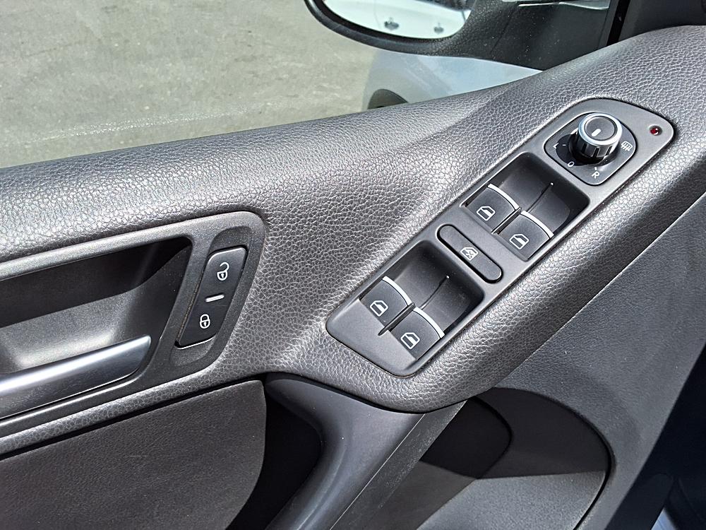 2013 Volkswagen Tiguan SE - Photo 12