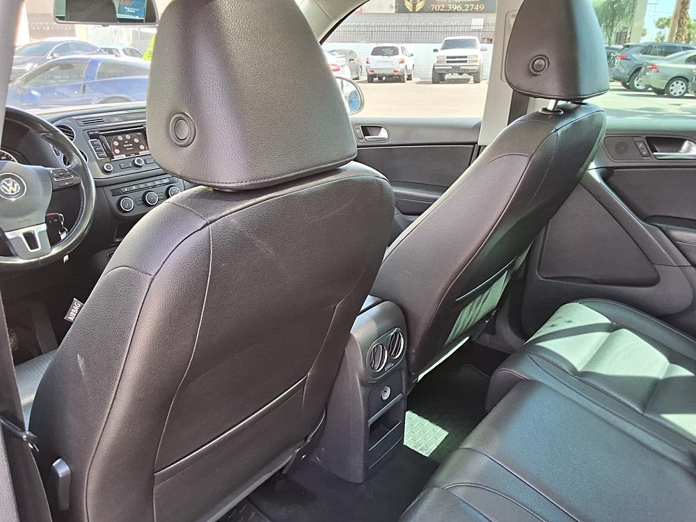 2013 Volkswagen Tiguan SE - Photo 21