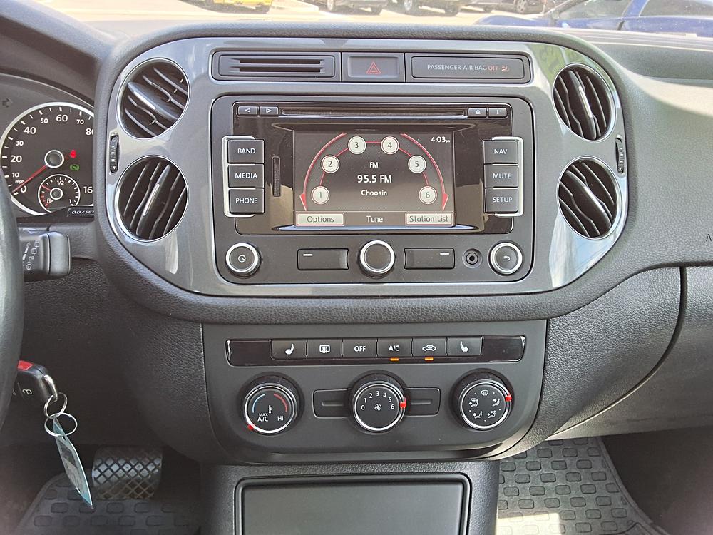2013 Volkswagen Tiguan SE - Photo 17