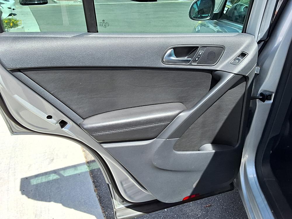 2013 Volkswagen Tiguan SE - Photo 20