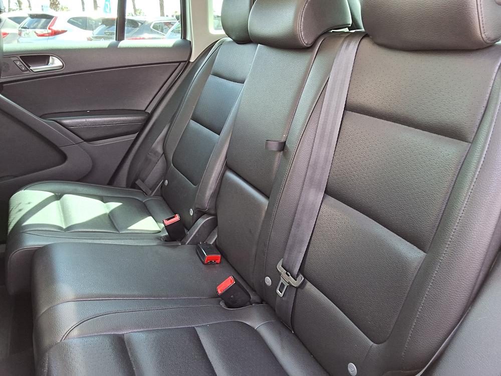2013 Volkswagen Tiguan SE - Photo 22