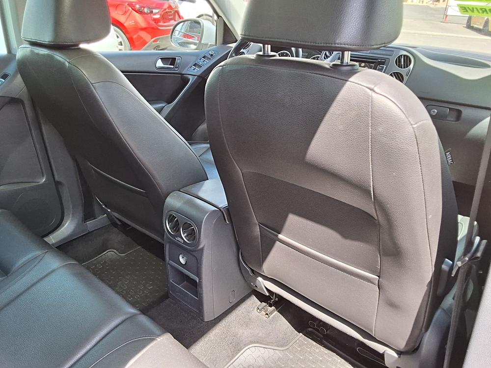 2013 Volkswagen Tiguan SE - Photo 26