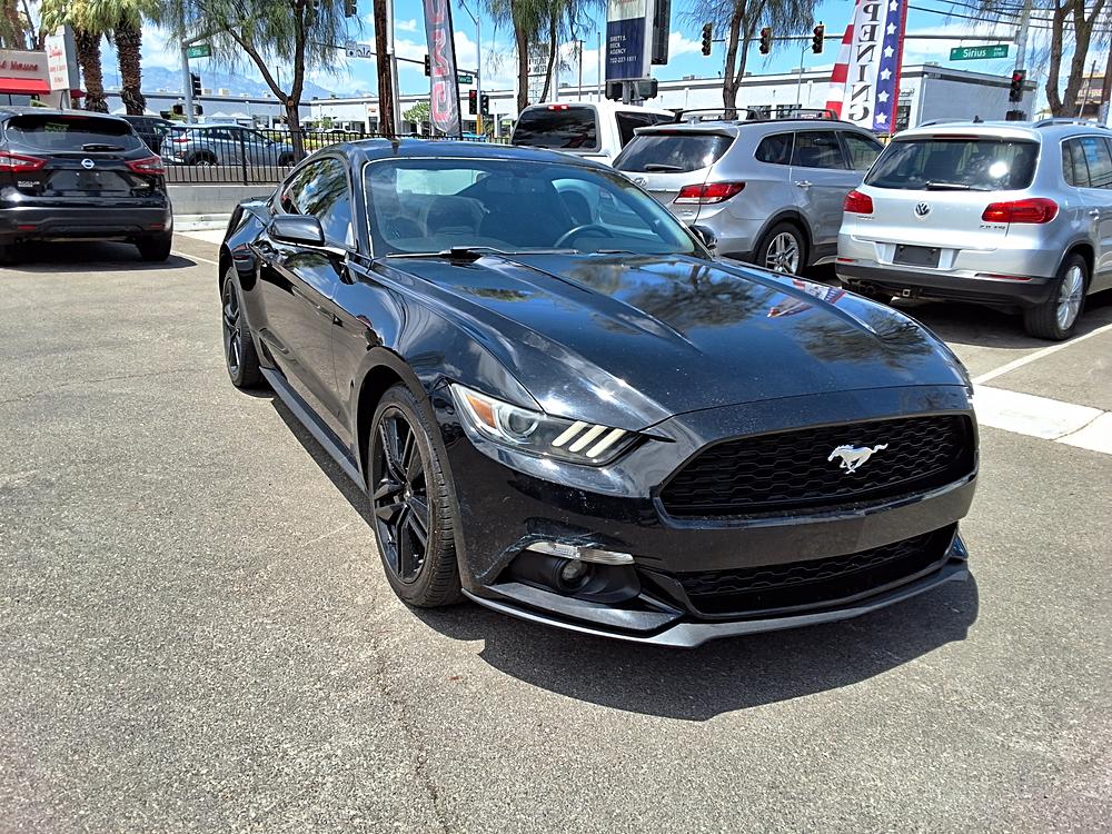 2015 Ford Mustang EcoBoost - Photos 1