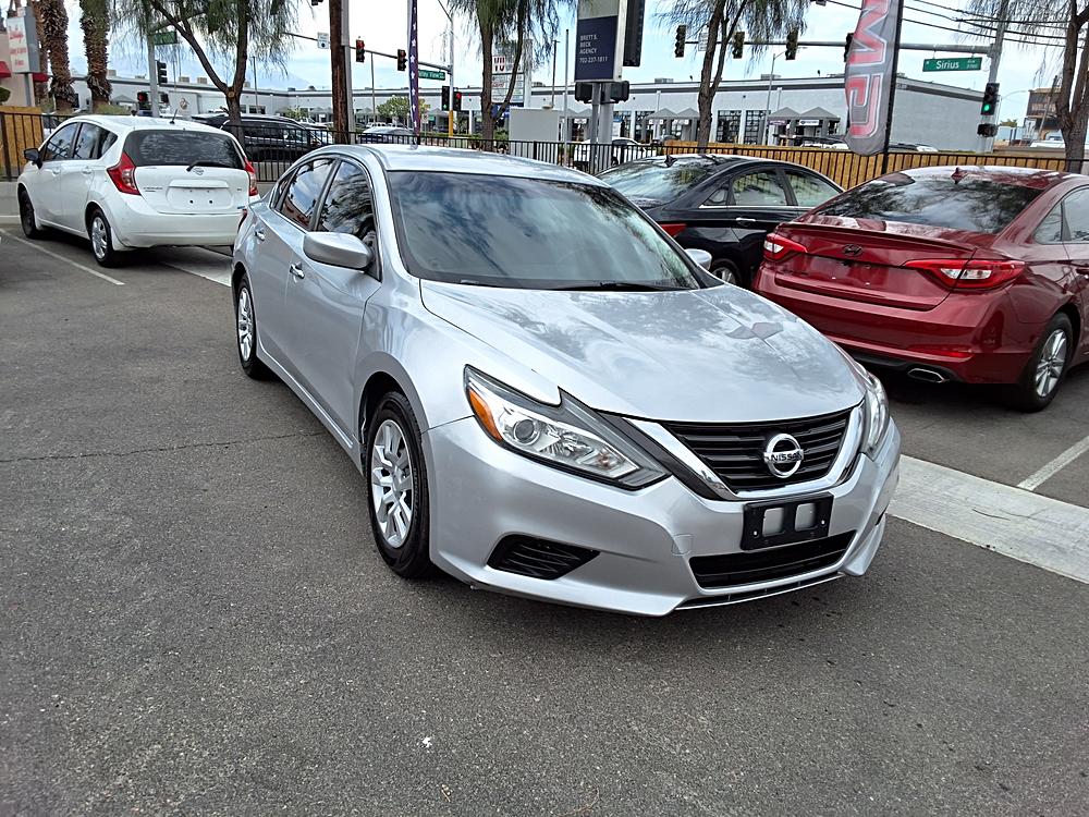 2016 Nissan Altima FWD Automatic