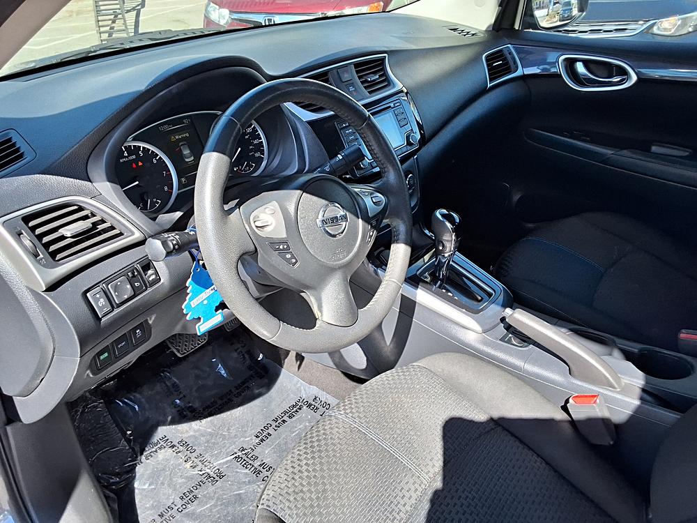 2017 Nissan Sentra SR - Photo 10