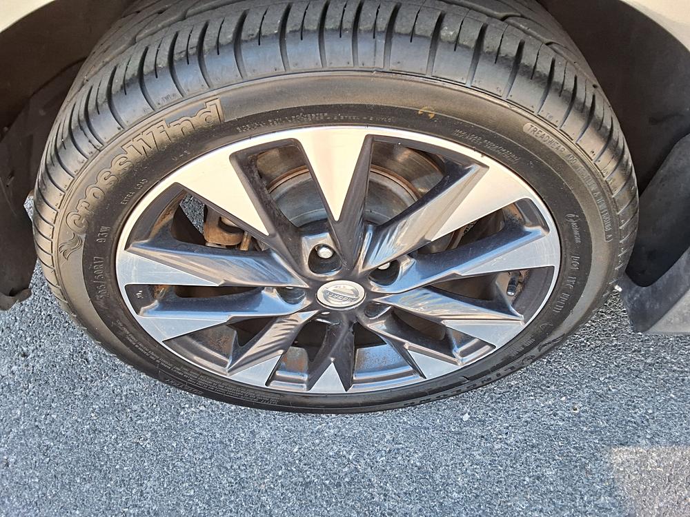 2017 Nissan Sentra SR - Photo 32