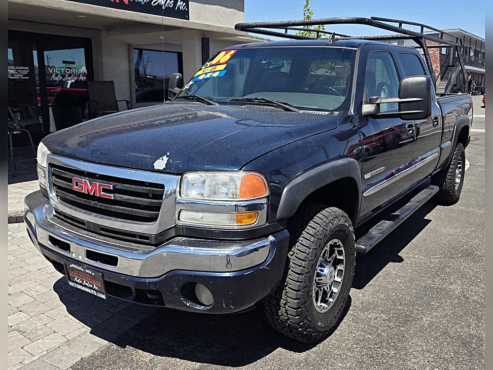 2006 GMC Sierra SLT 4WD Crew Cab SWB's photo