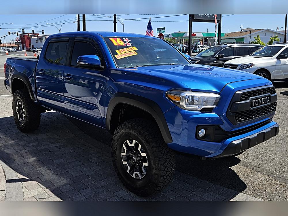2016 Toyota Tacoma TRD Off Road Double Cab 4x4 V6 M/T SB's photo
