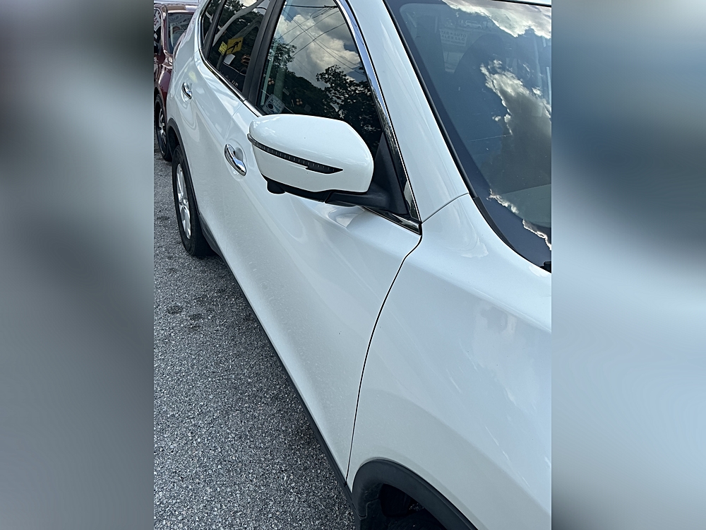 2016 Nissan Rogue SV - Photo 6