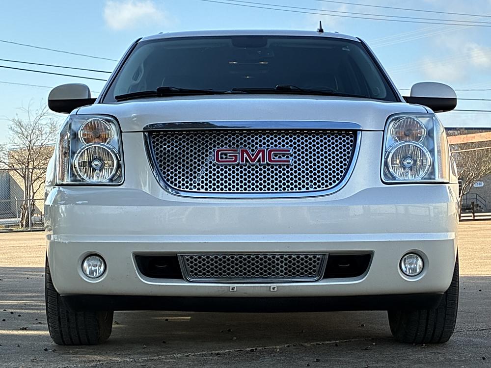 2014 GMC Yukon XL Denali's photo