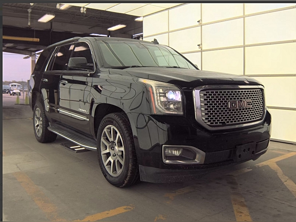 2016 GMC Yukon Denali's photo