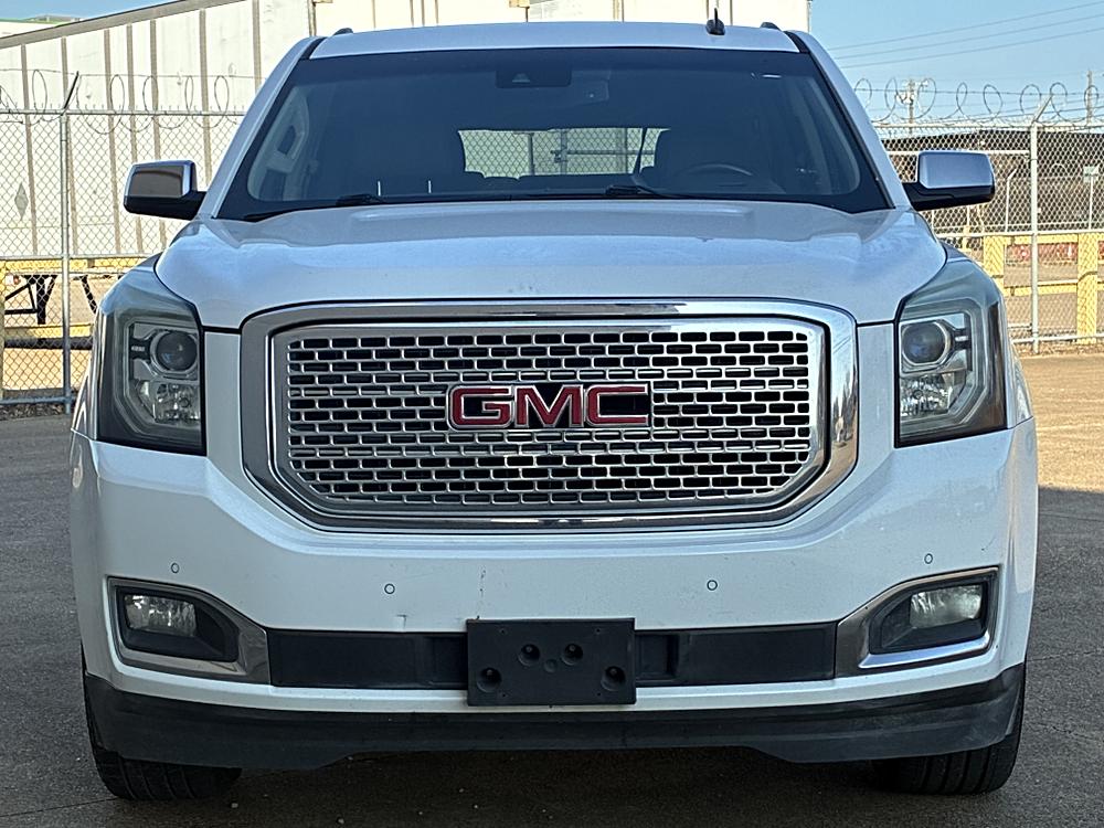 2015 GMC Yukon XL SLT's photo