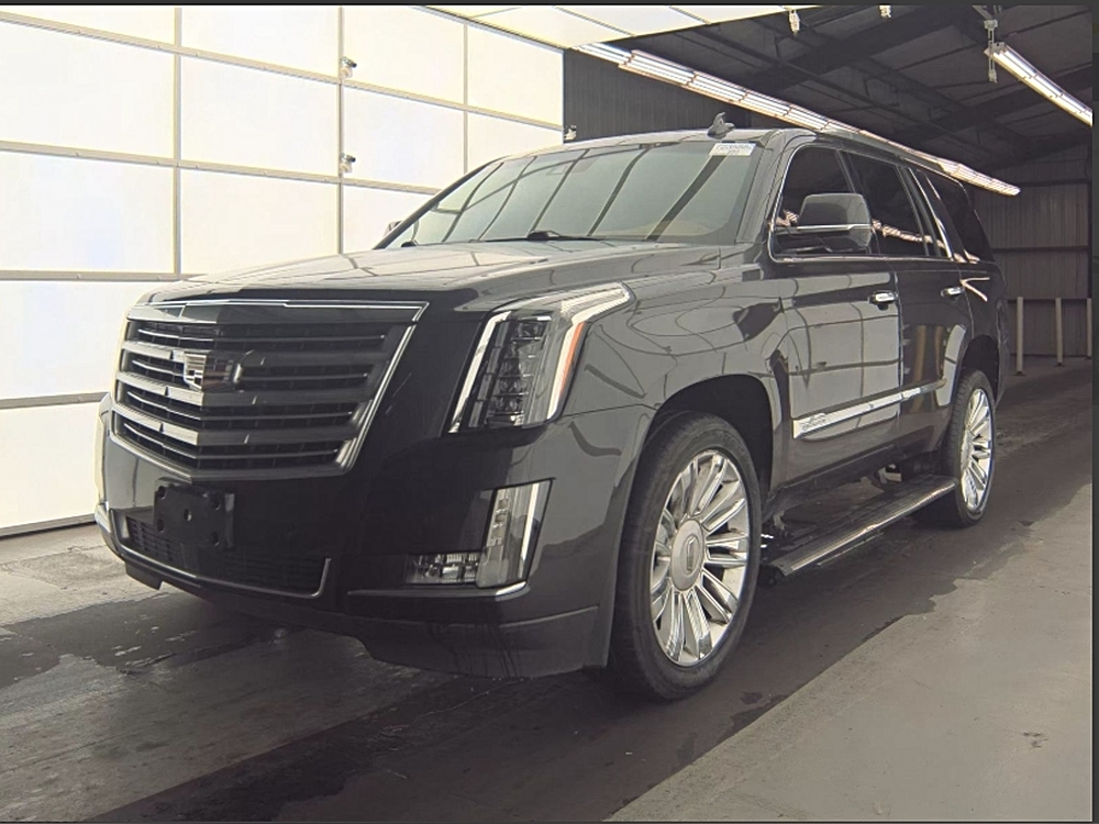 2015 Cadillac Escalade Base's photo