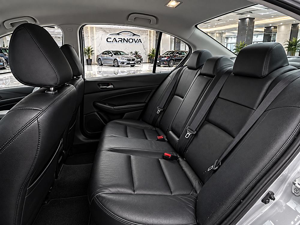 2021 Nissan Altima SR - Photo 10