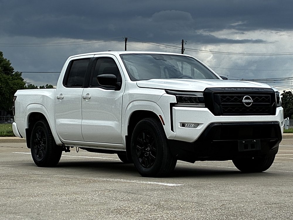 2023 Nissan Frontier SV Crew Cab 4X2 SWB's photo