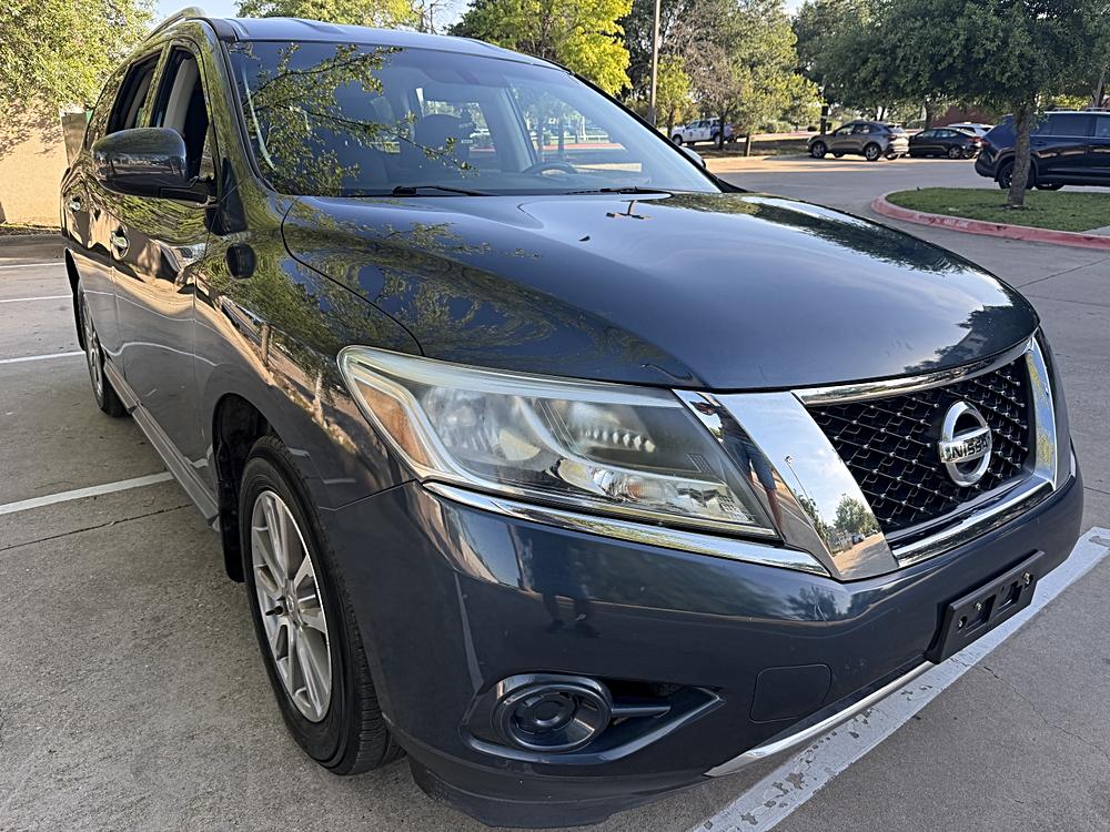 2016 Nissan Pathfinder S 2WD's photo