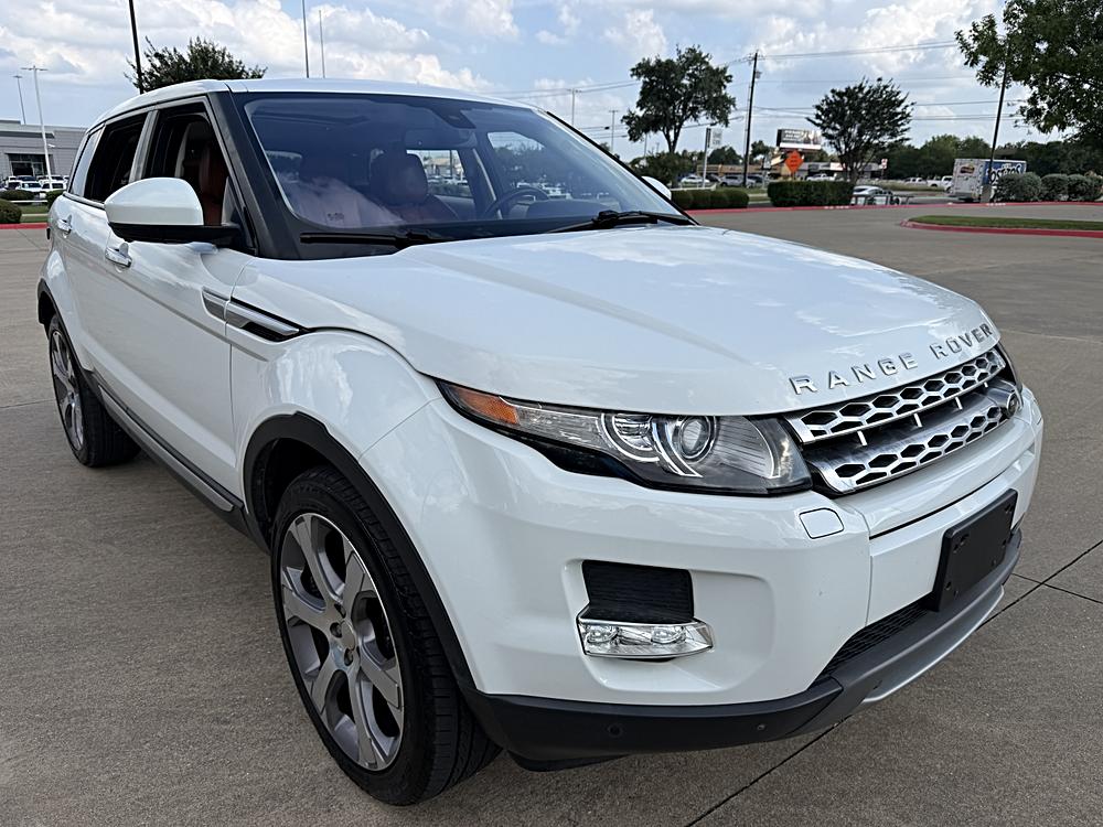 2015 Land Rover Range Rover Evoque Prestige 5 Door's photo
