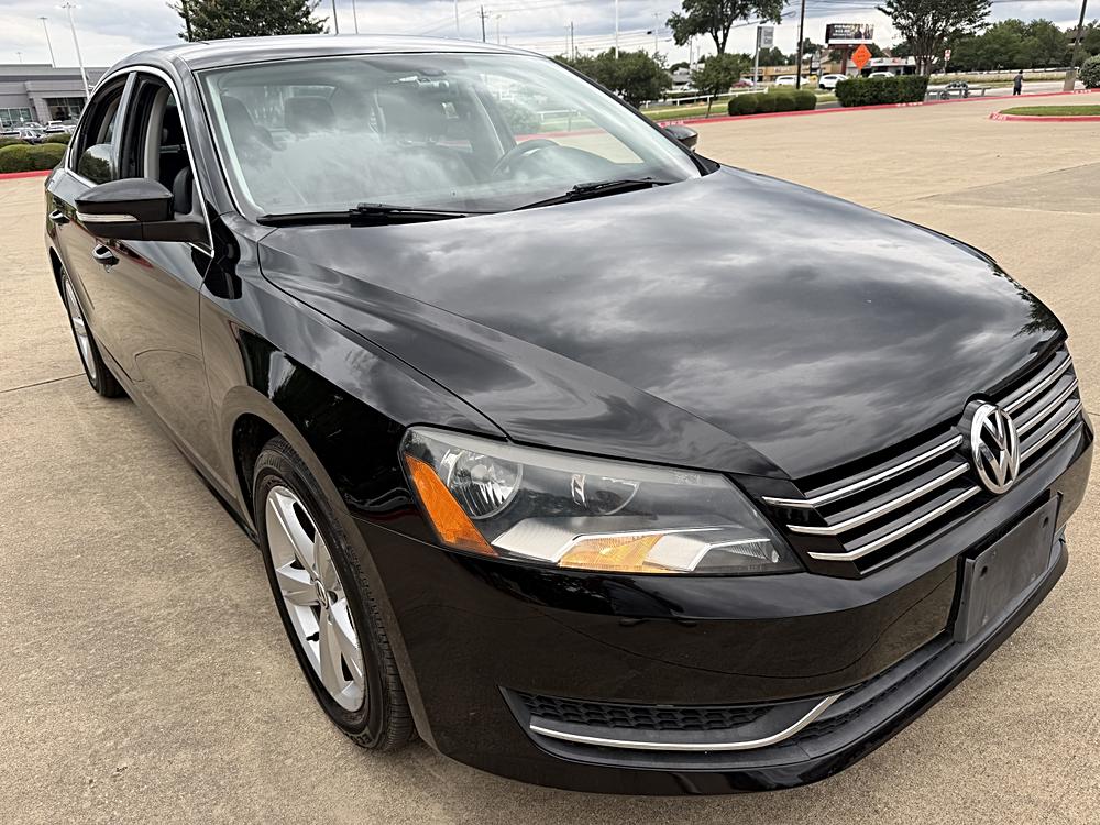 2012 Volkswagen Passat SE AUTO PZEV's photo