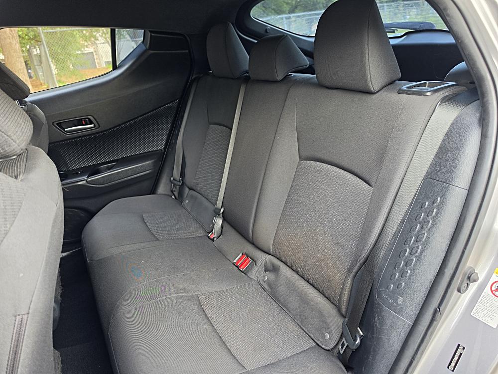 2019 Toyota C-HR LE - Photo 21