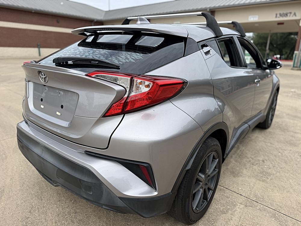2019 Toyota C-HR LE - Photo 8