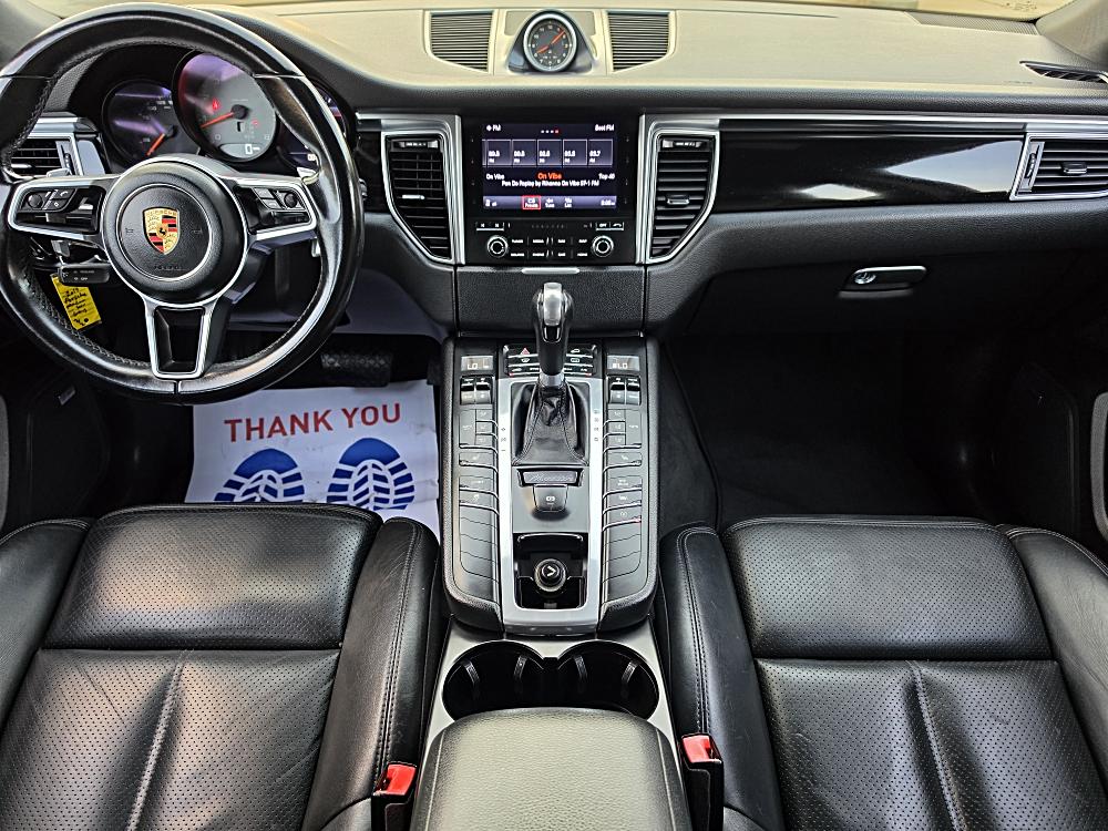 2017 Porsche Macan S - Photo 24
