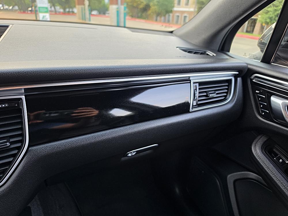 2017 Porsche Macan S - Photo 28