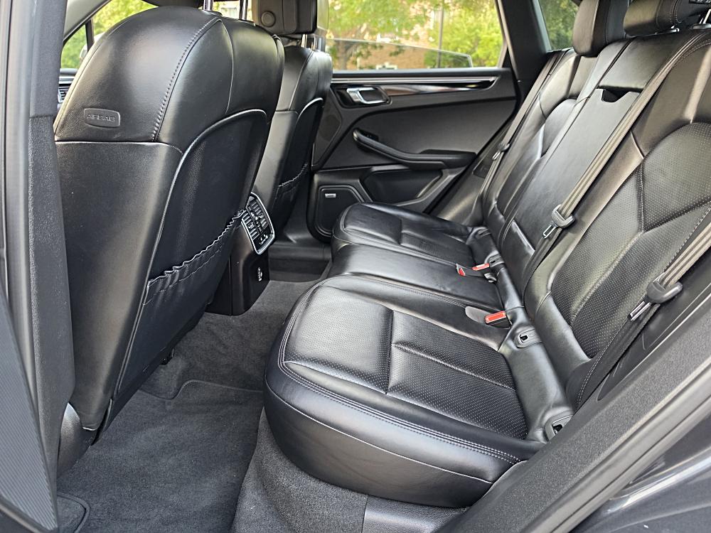 2017 Porsche Macan S - Photo 18