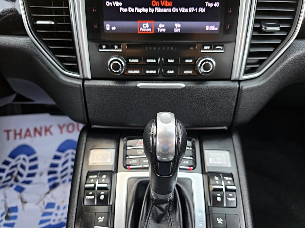 2017 Porsche Macan S - Photo 36