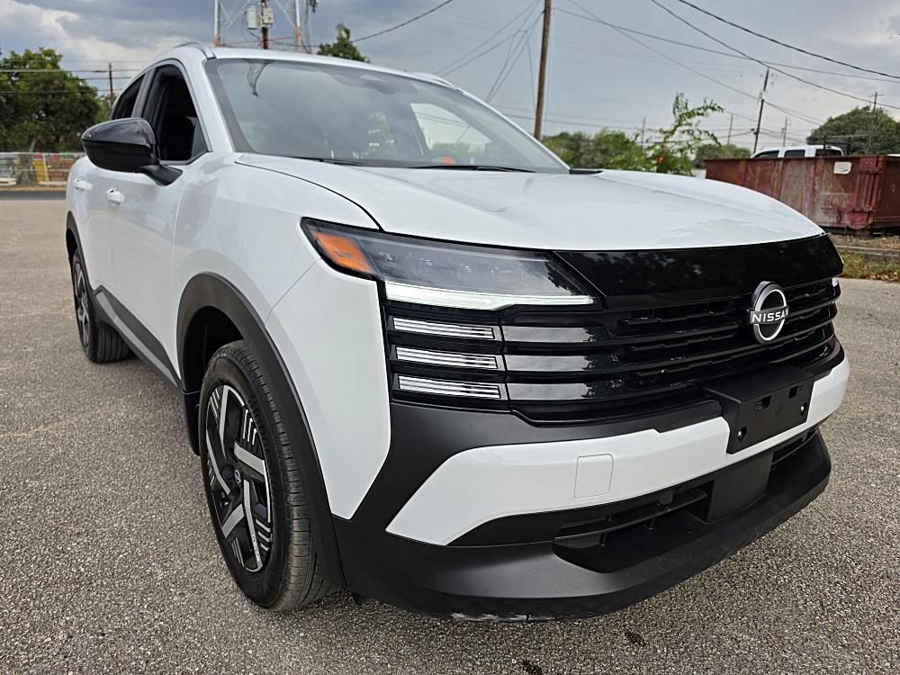 2026 Nissan KICKS