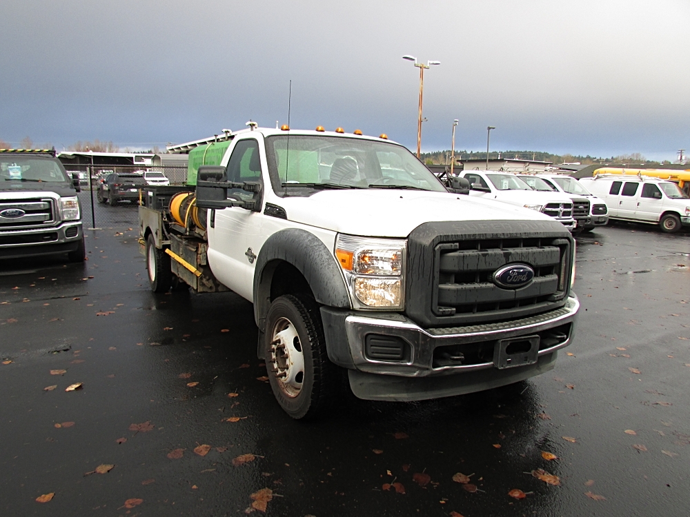 2012 Ford F-450 Super Duty Chassis Cab XL's photo