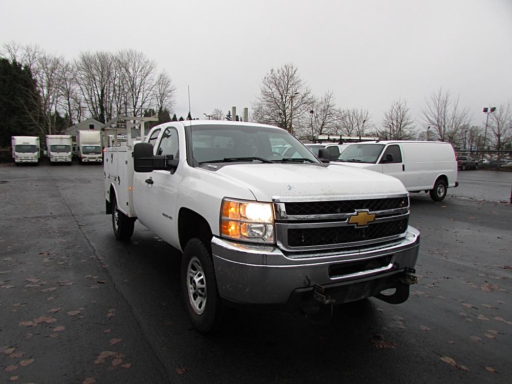 2013 Chevrolet Silverado HD WT's photo