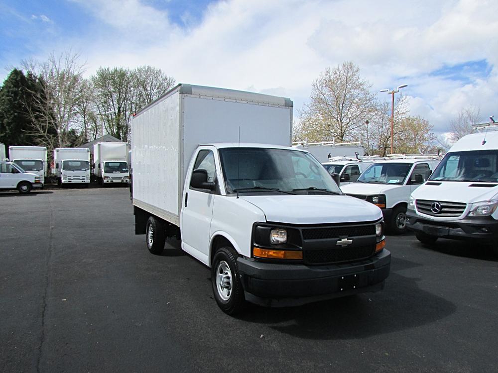 2017 Chevrolet Express Cutaway Base