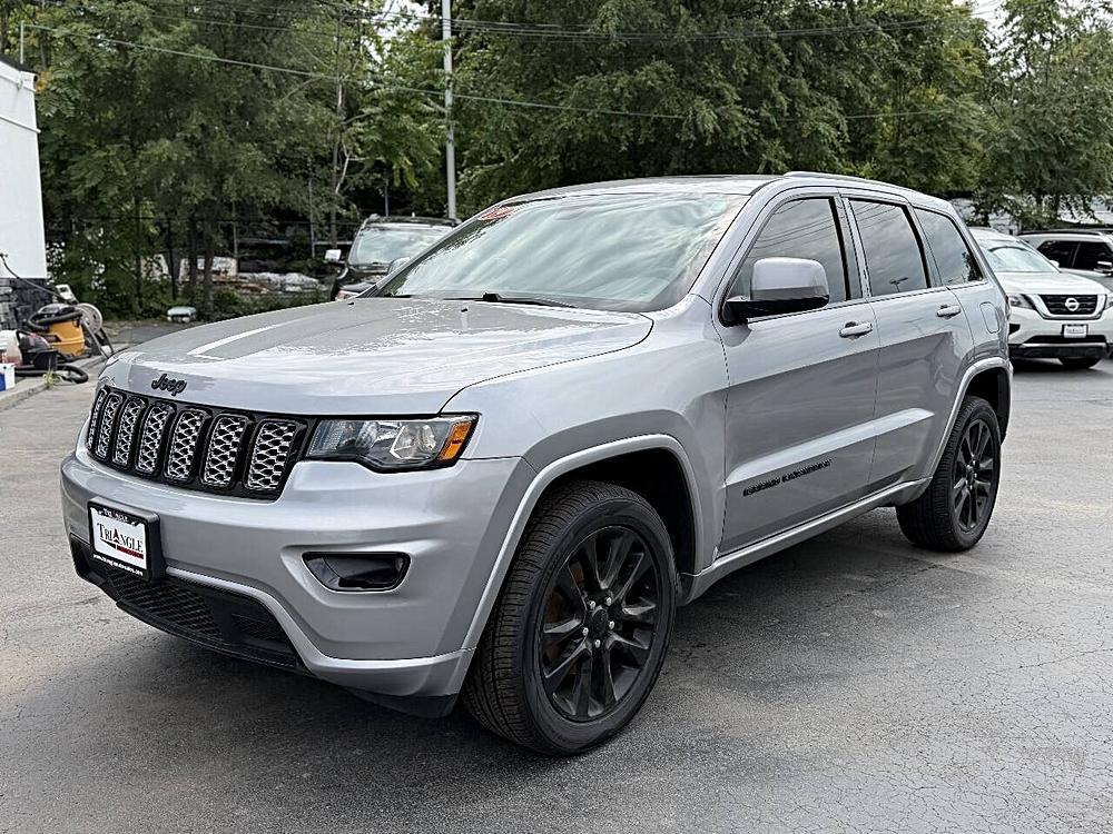 2019 Jeep Grand Cherokee Altitude 4WD's photo