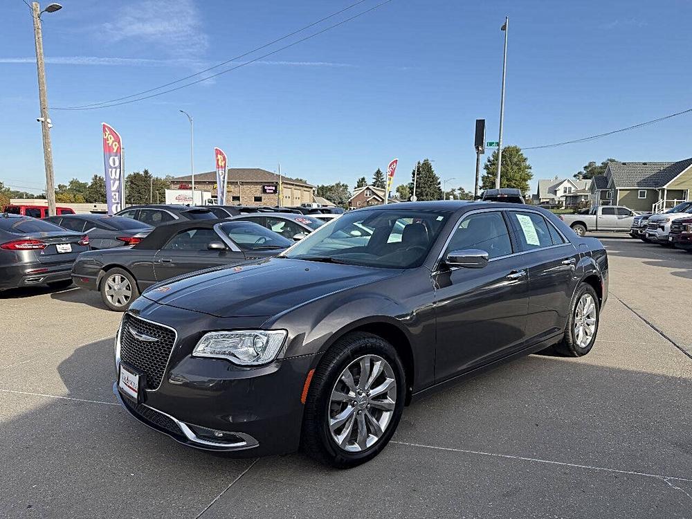 2018 Chrysler 300