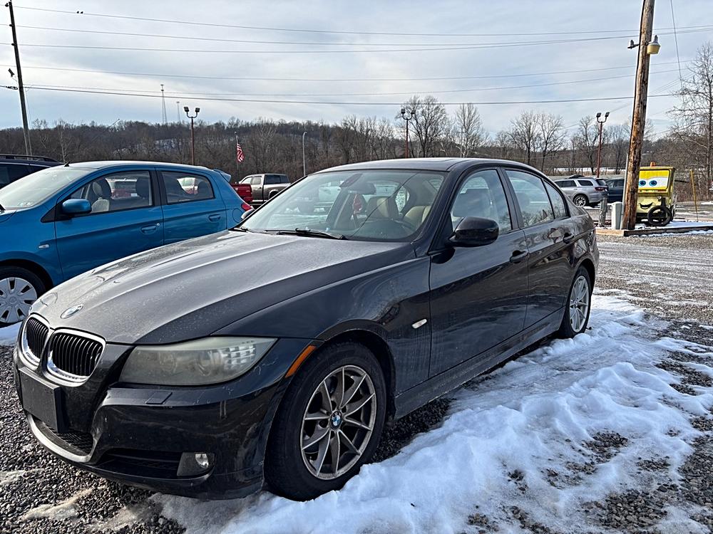 2010 BMW 3 Series 328i's photo