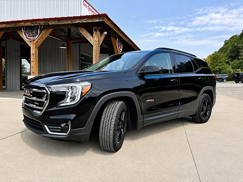 2023 GMC Terrain AT4 AWD's photo