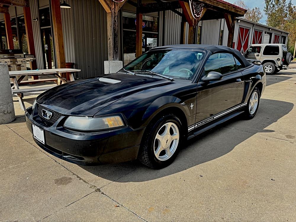 2001 Ford Mustang