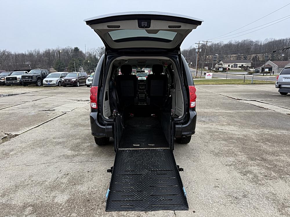 2014 Dodge Grand Caravan SE's photo