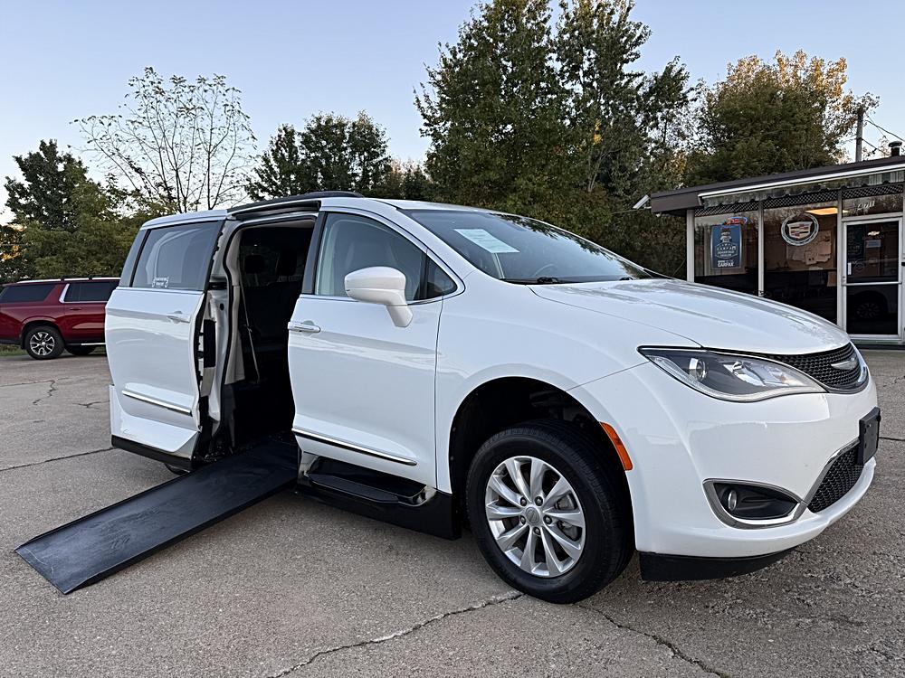 2017 Chrysler Pacifica