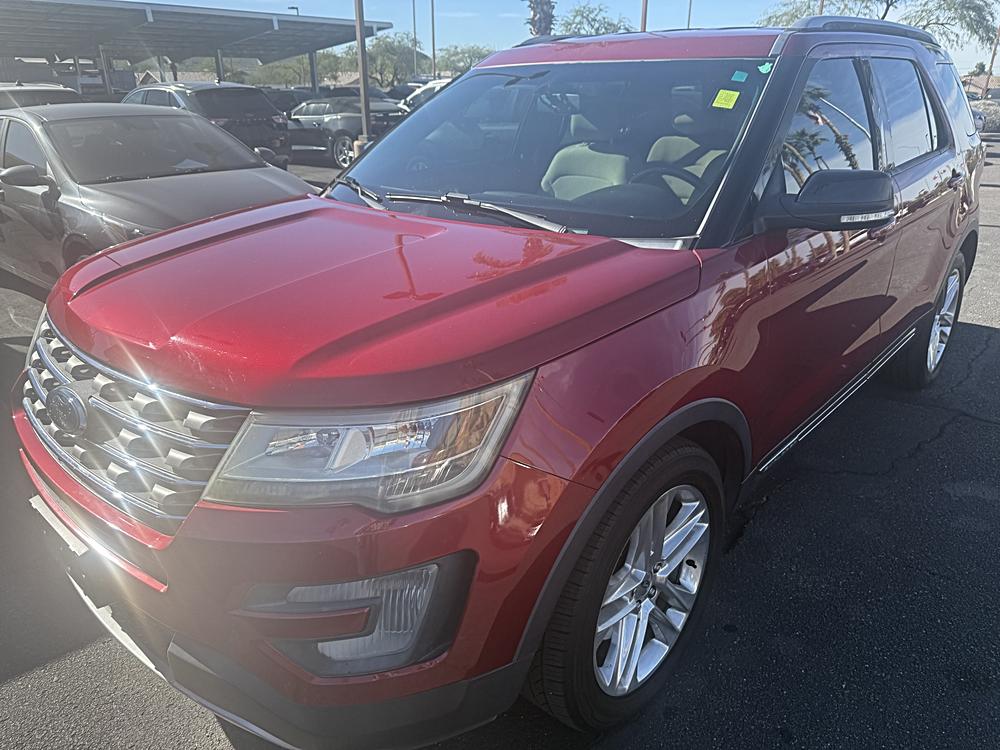 2016 Ford Explorer XLT's photo