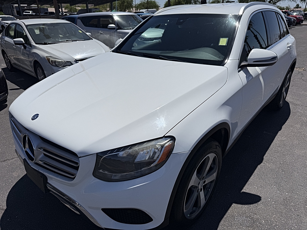2017 Mercedes-Benz GLC GLC300's photo