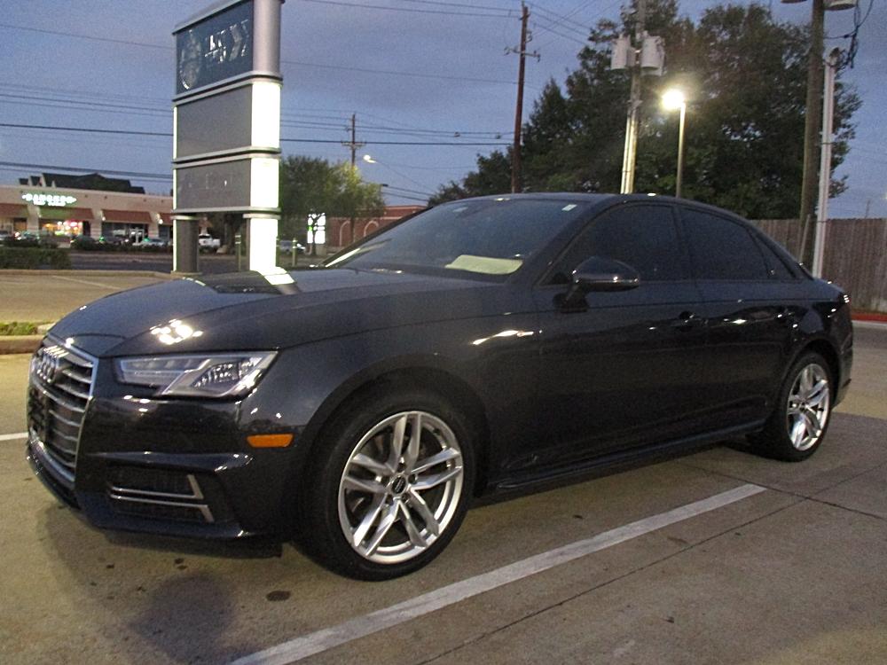 2017 Audi A4 Premium's photo