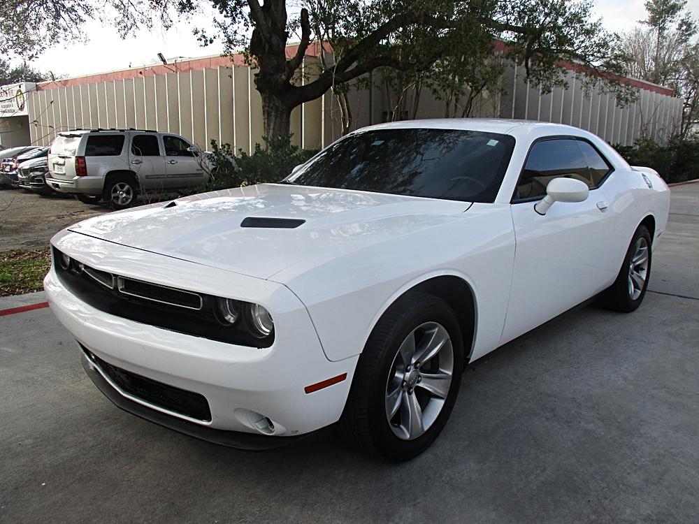 2017 Dodge Challenger SXT