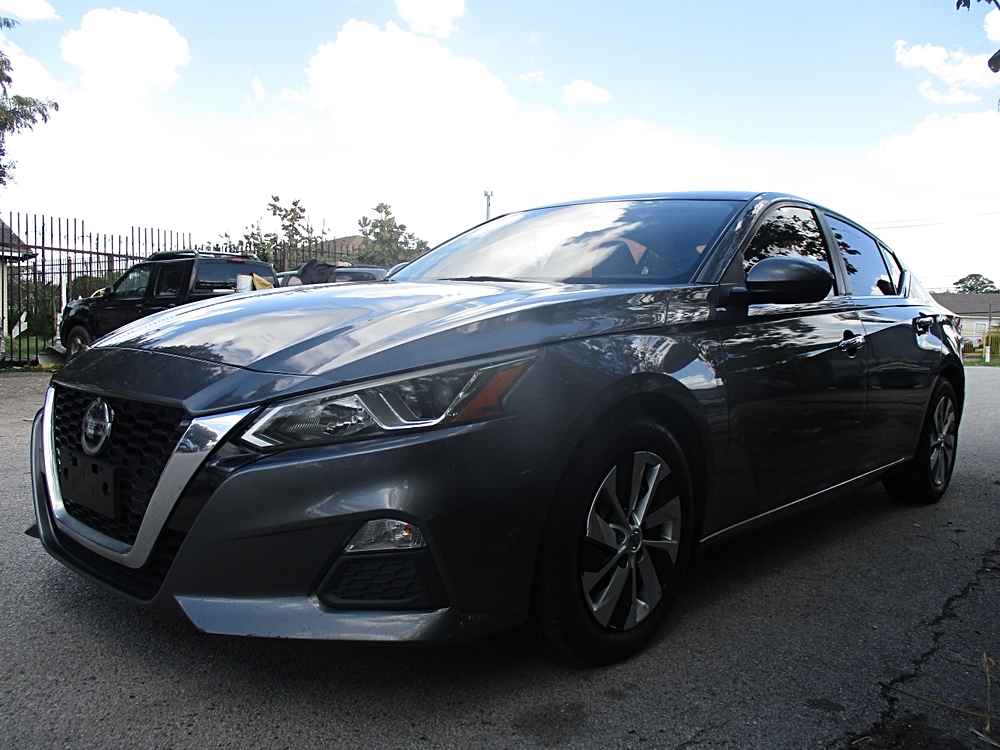 2020 Nissan Altima
